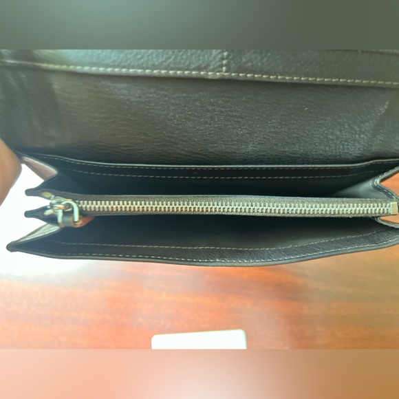 Authentic vintage Celine Wallet - Picture 5 of 11